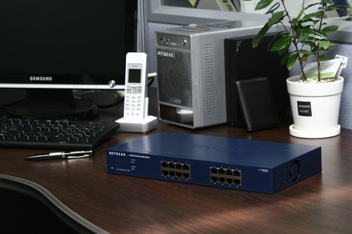 ProSAFE Jr 16-Port Gigabit Unmanaged - Achat / Vente sur grosbill.com - 4